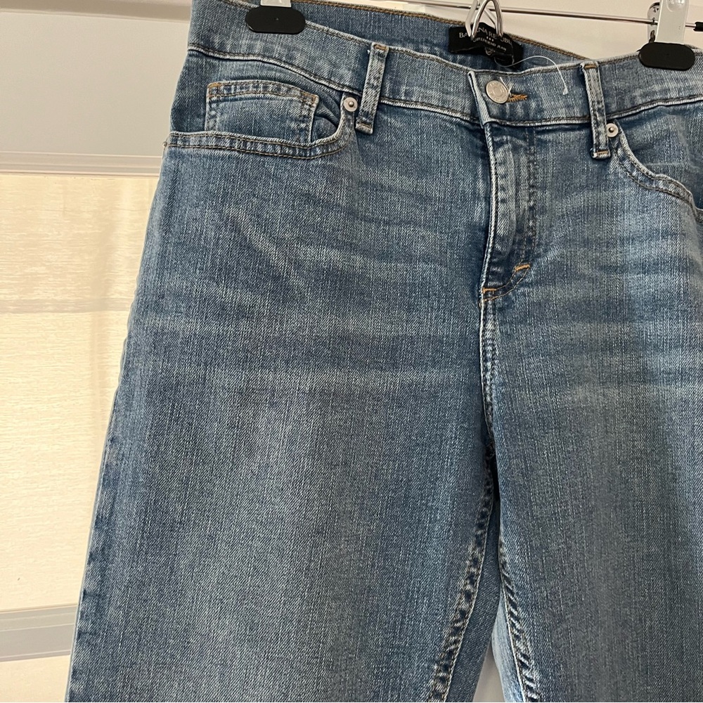 Mid rise straight leg jean